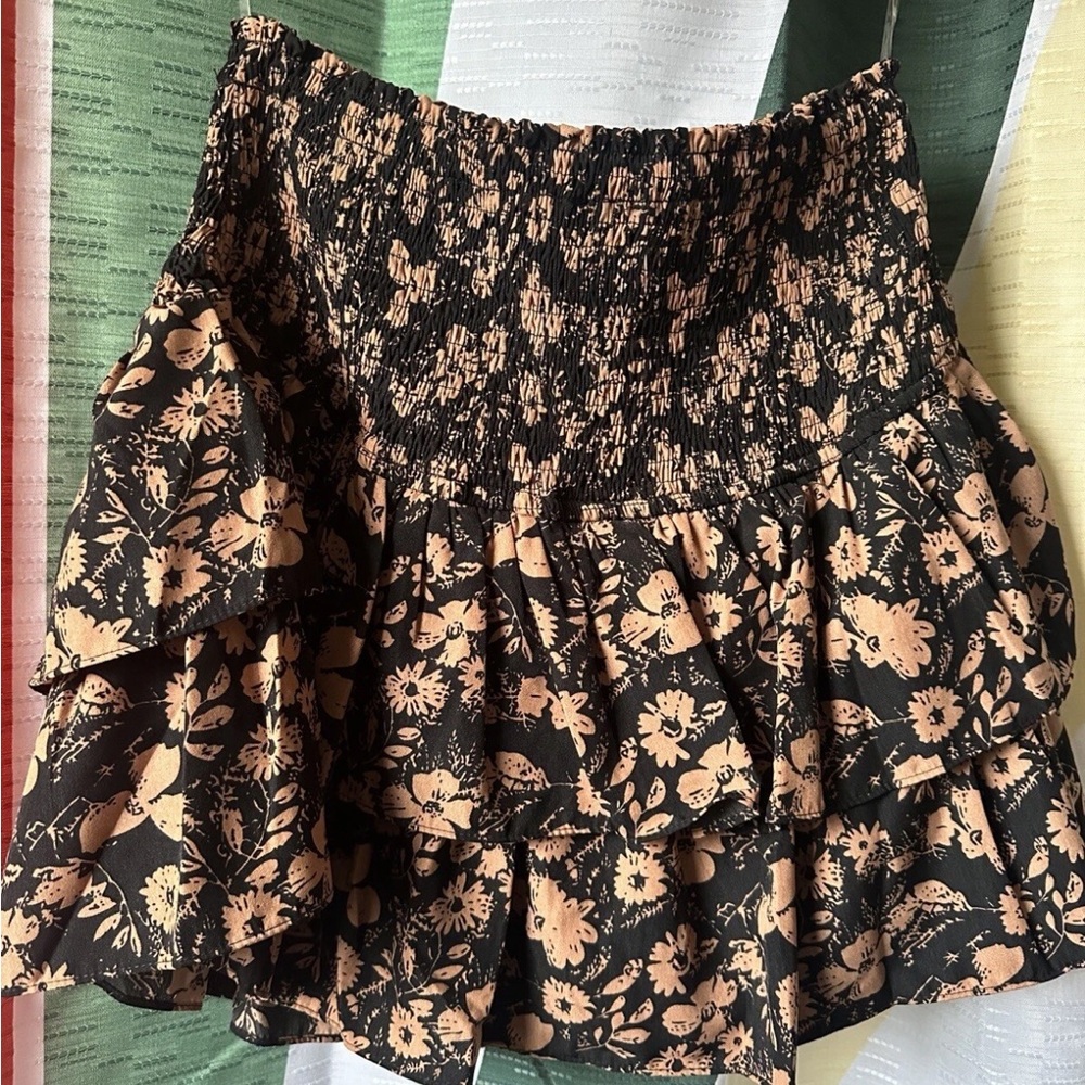 Vici Black and Tan Floral Mini Skirt